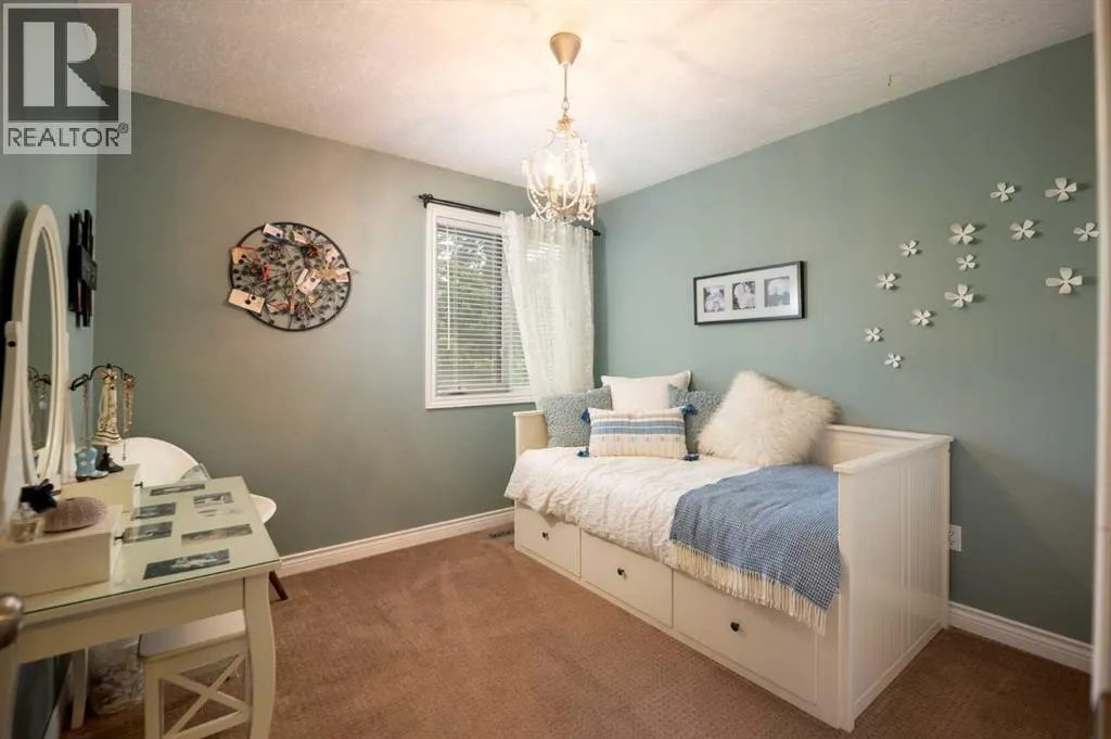 10, 653060 Range Road 224