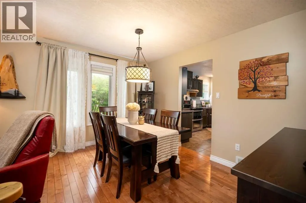 10, 653060 Range Road 224