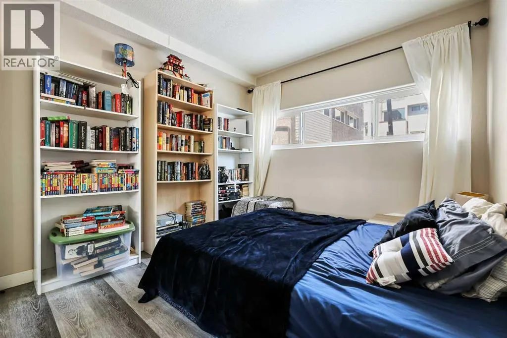 226, 8239 Elbow Drive SW