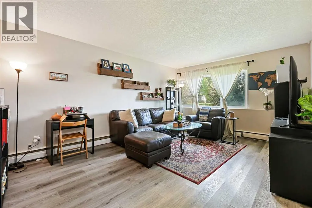 226, 8239 Elbow Drive SW