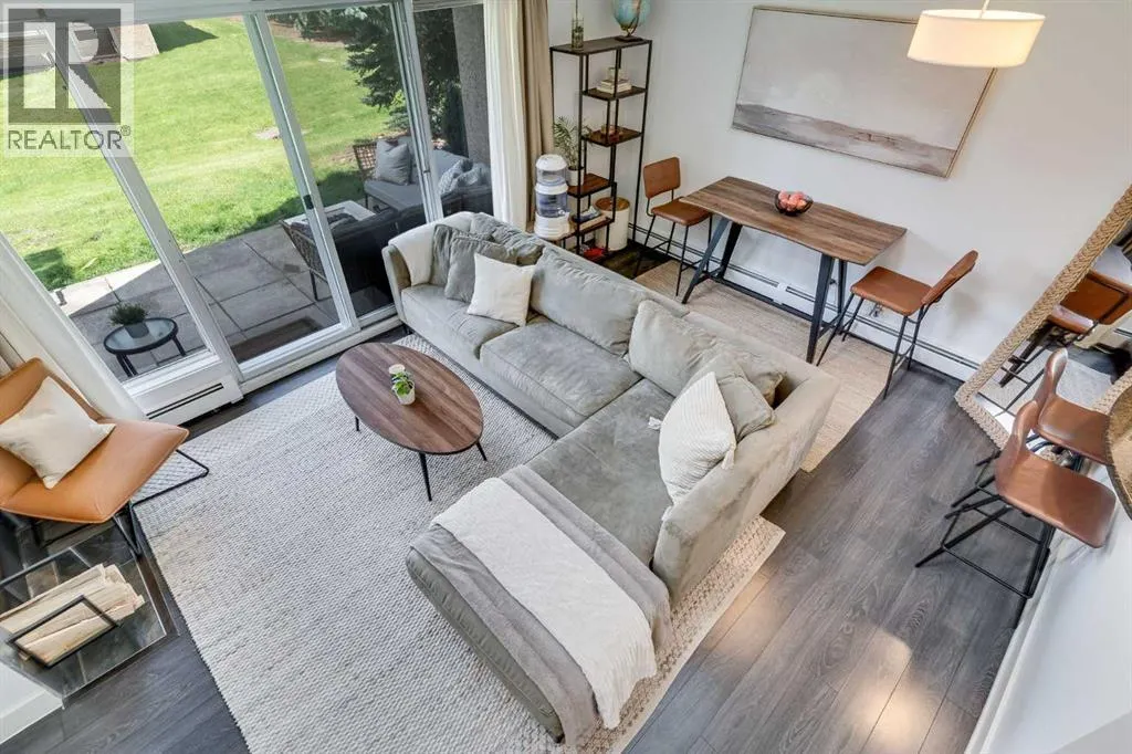 10, 203 Village Terrace SW