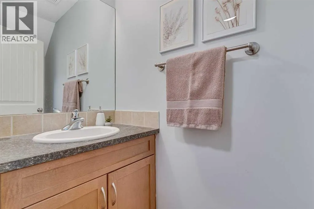 10, 203 Village Terrace SW