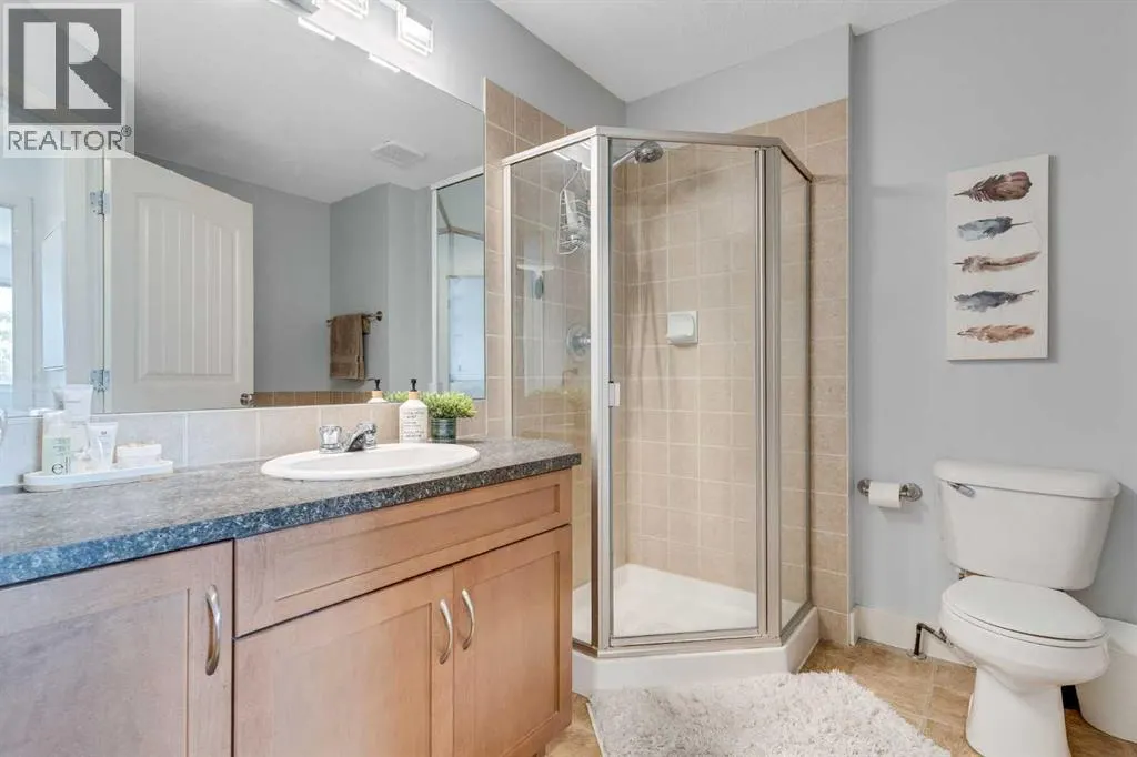 10, 203 Village Terrace SW