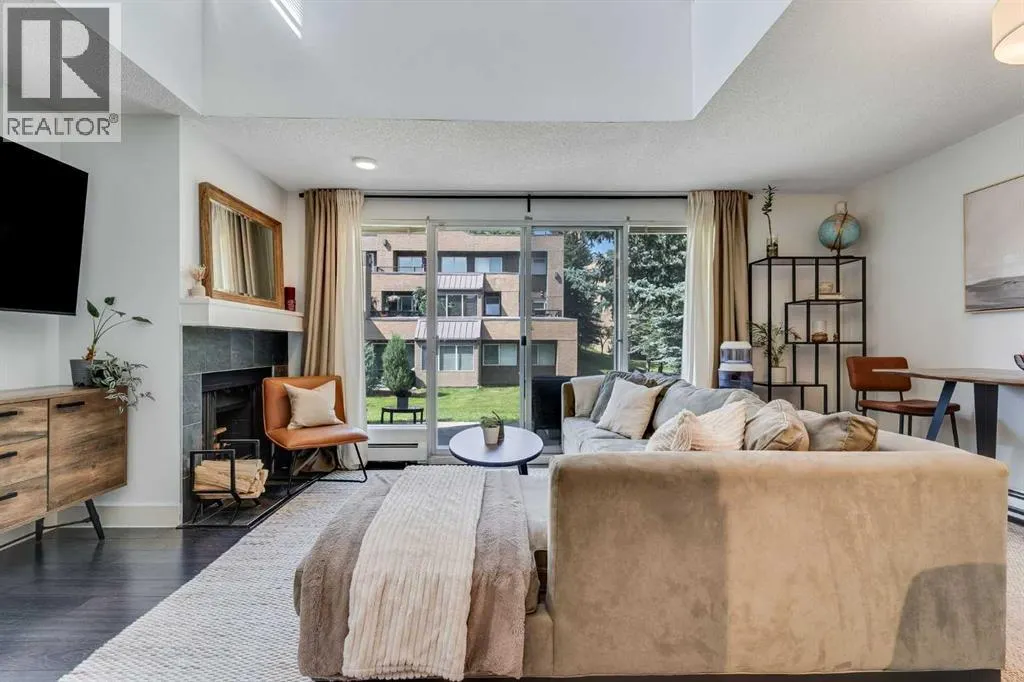 10, 203 Village Terrace SW