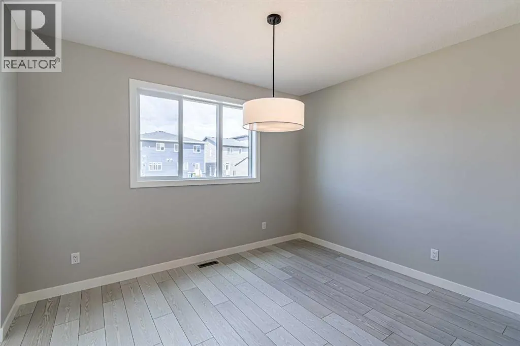 121 Dawson Wharf View  SE
