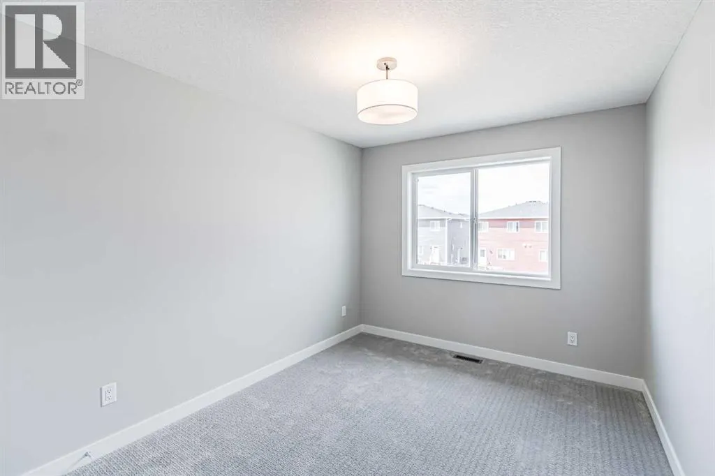 121 Dawson Wharf View  SE