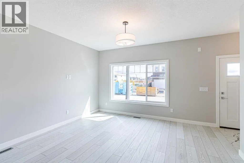121 Dawson Wharf View  SE