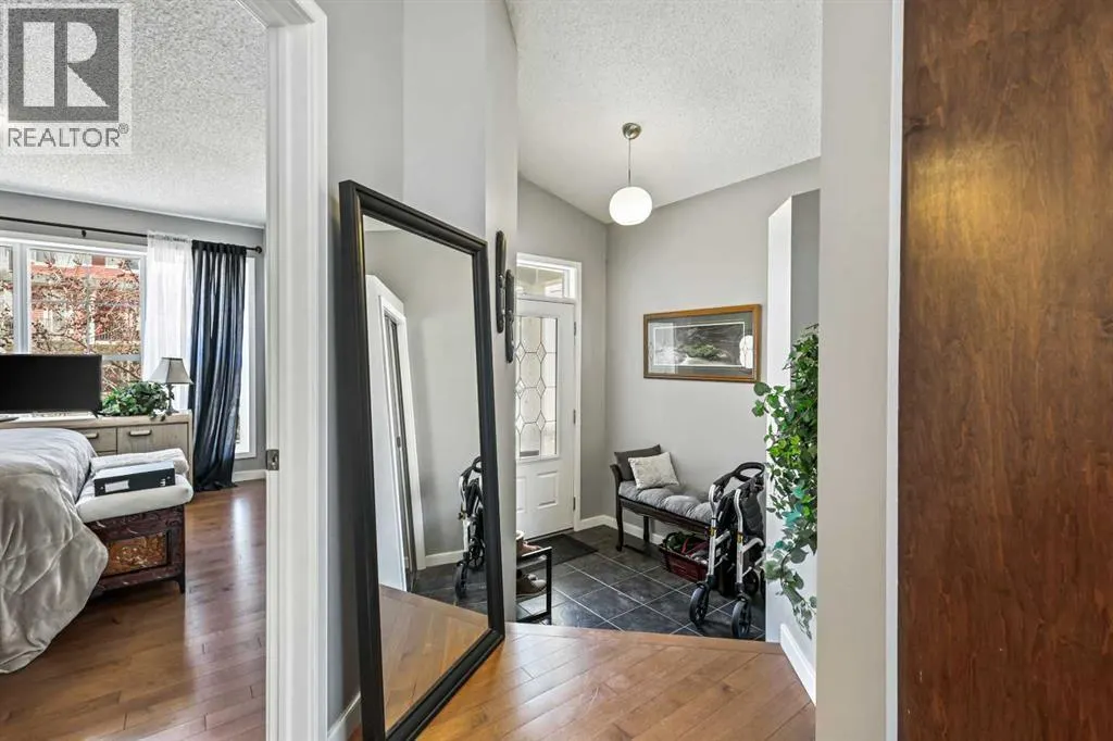 95 New Brighton Landing SE
