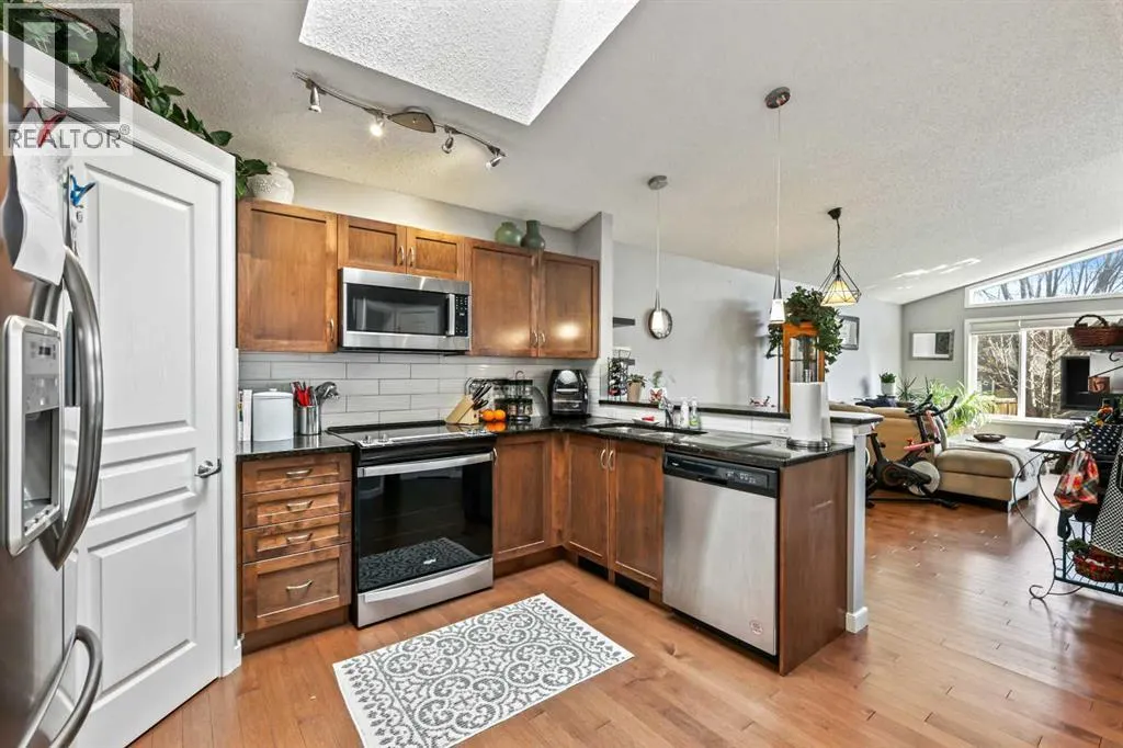 95 New Brighton Landing SE