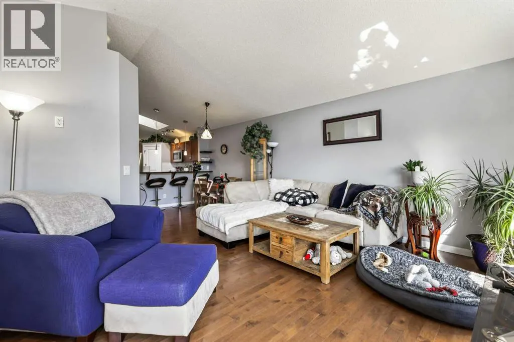 95 New Brighton Landing SE