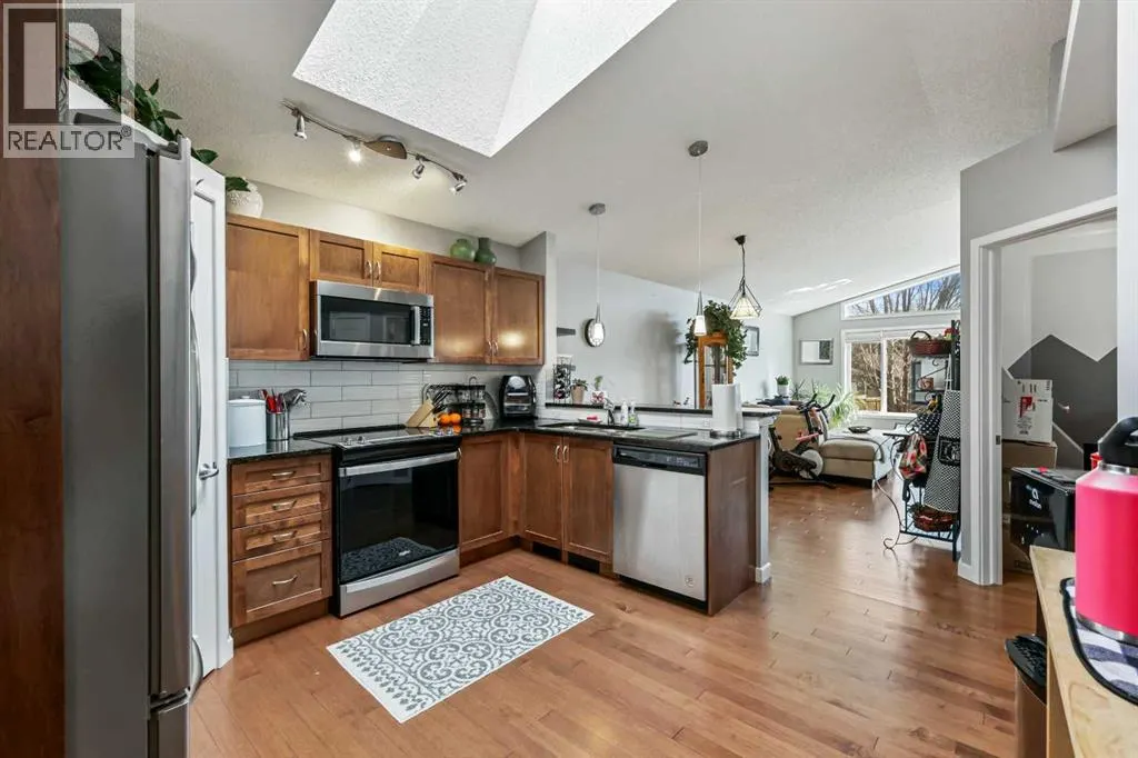 95 New Brighton Landing SE