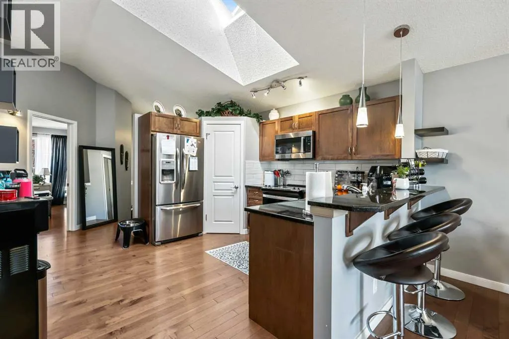95 New Brighton Landing SE