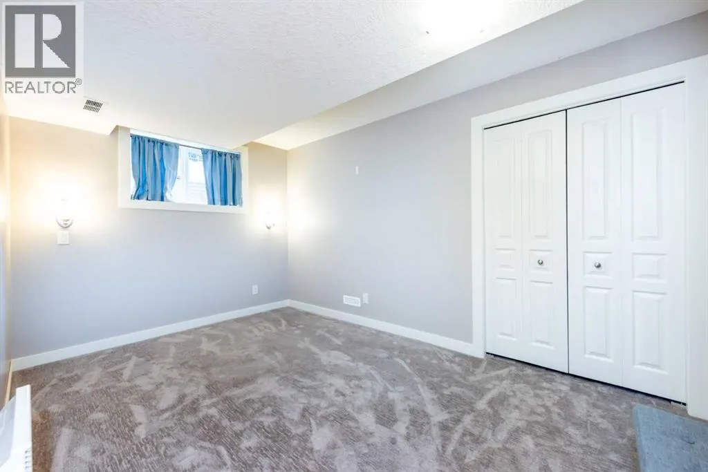 122 Tuscany Glen Place NW