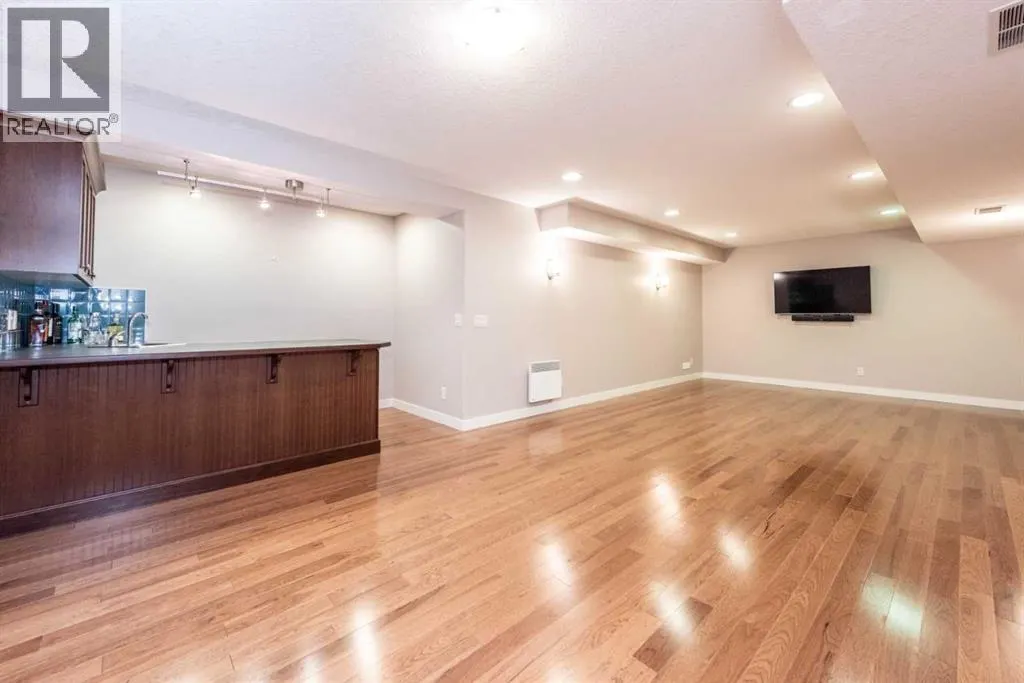 122 Tuscany Glen Place NW