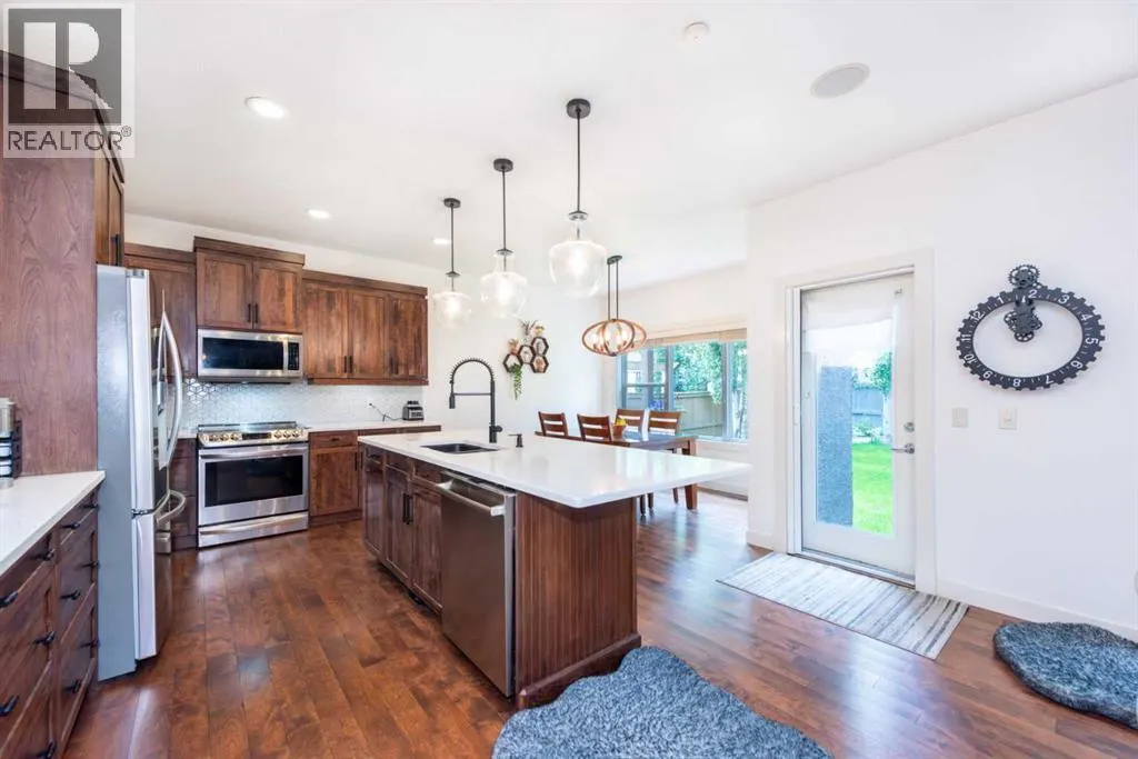 122 Tuscany Glen Place NW