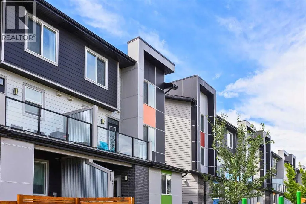 202, 110 Redstone  NE