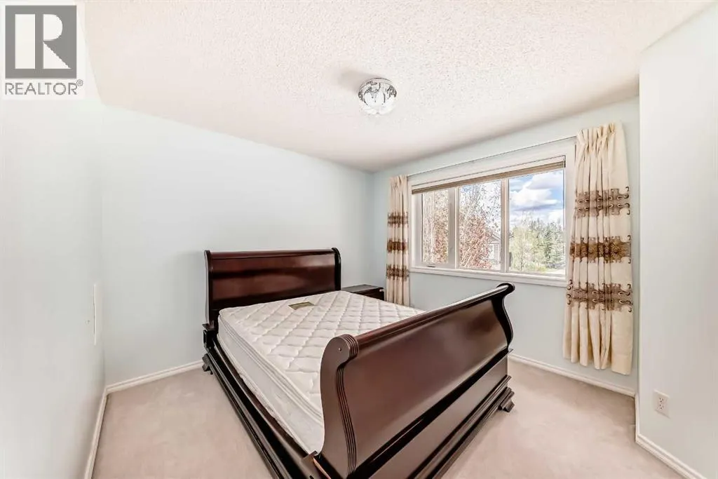 327 Discovery Place SW