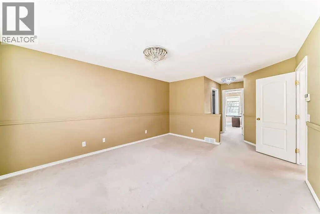 327 Discovery Place SW
