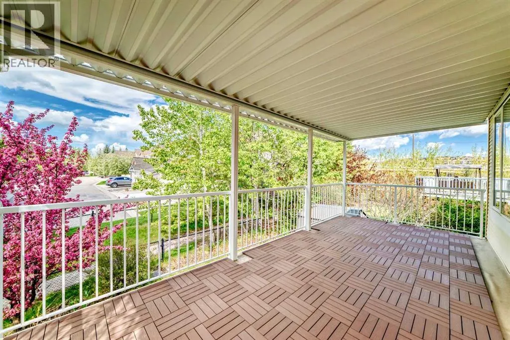 327 Discovery Place SW