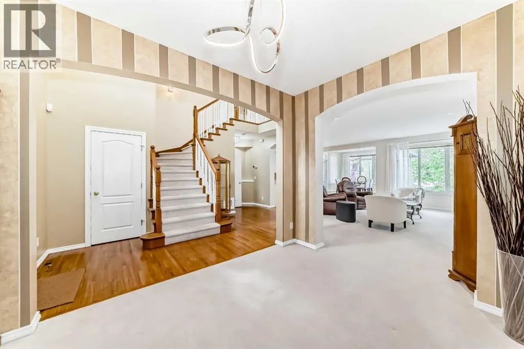 327 Discovery Place SW
