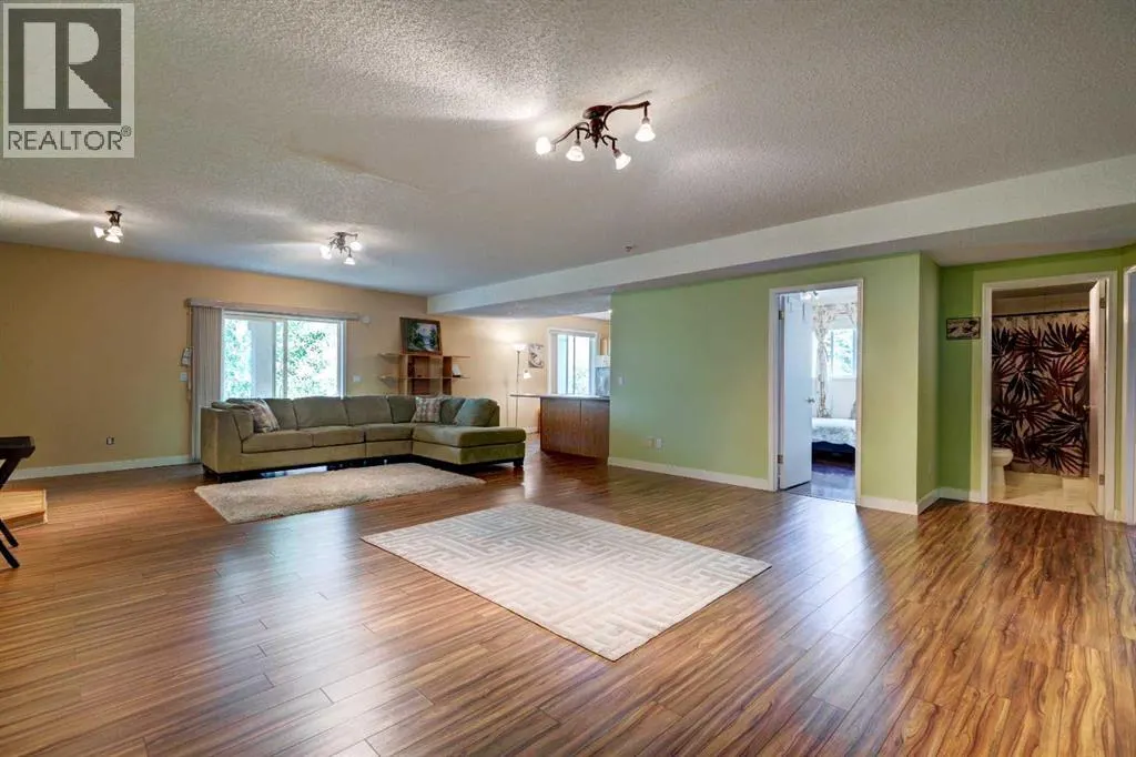 248 Edgevalley Way NW