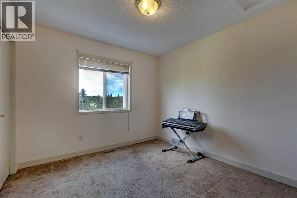 248 Edgevalley Way NW
