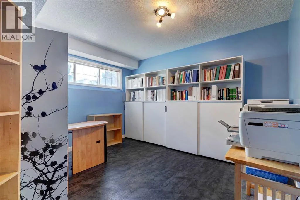 248 Edgevalley Way NW