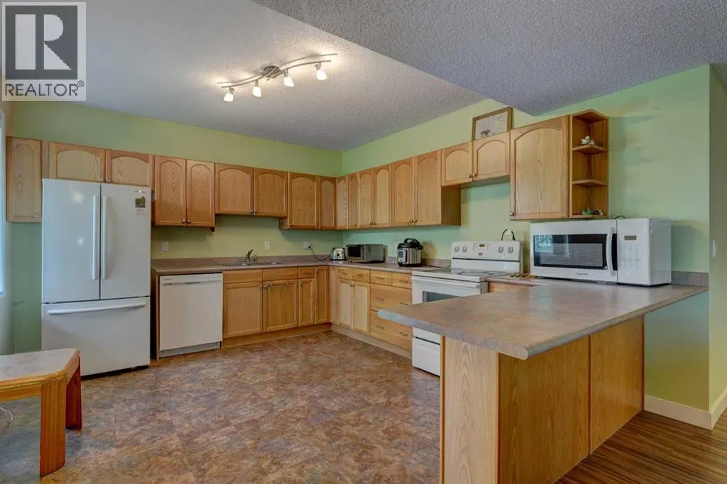 248 Edgevalley Way NW