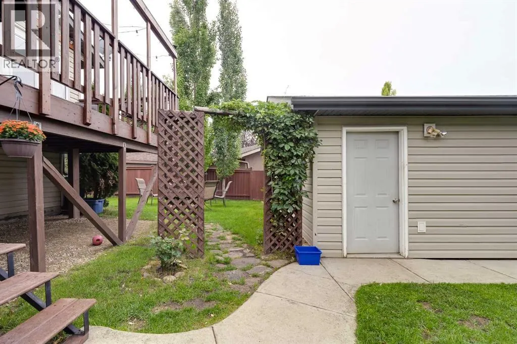 87 Lampard Crescent