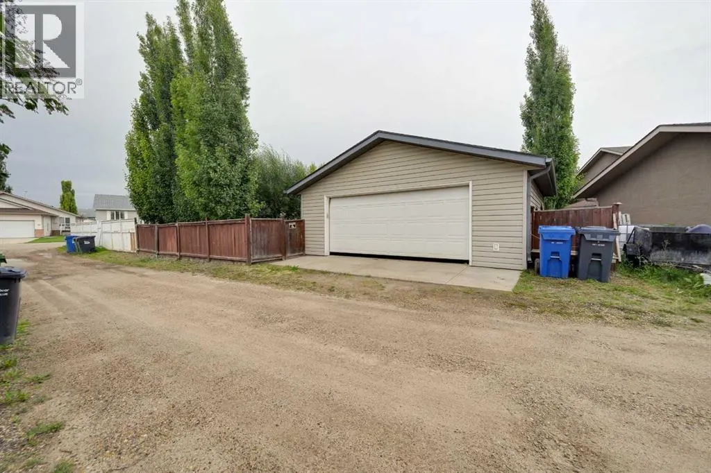 87 Lampard Crescent