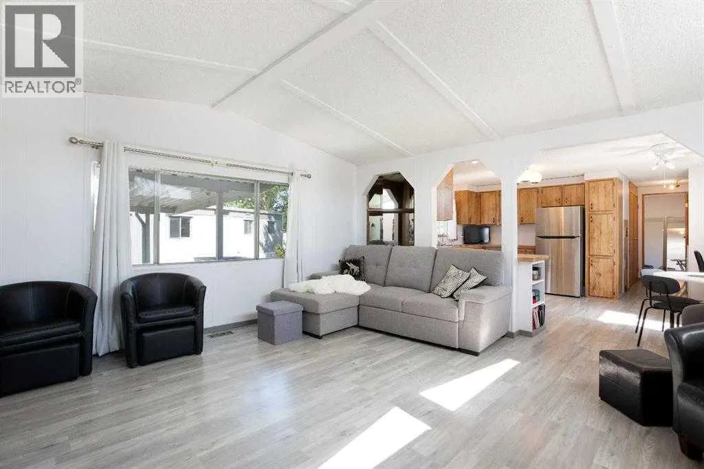 125, 99 Arbour Lake Road NW