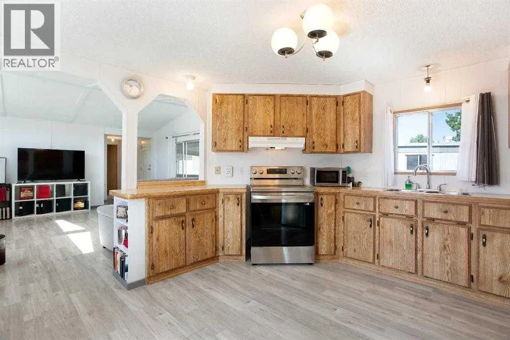 125, 99 Arbour Lake Road NW