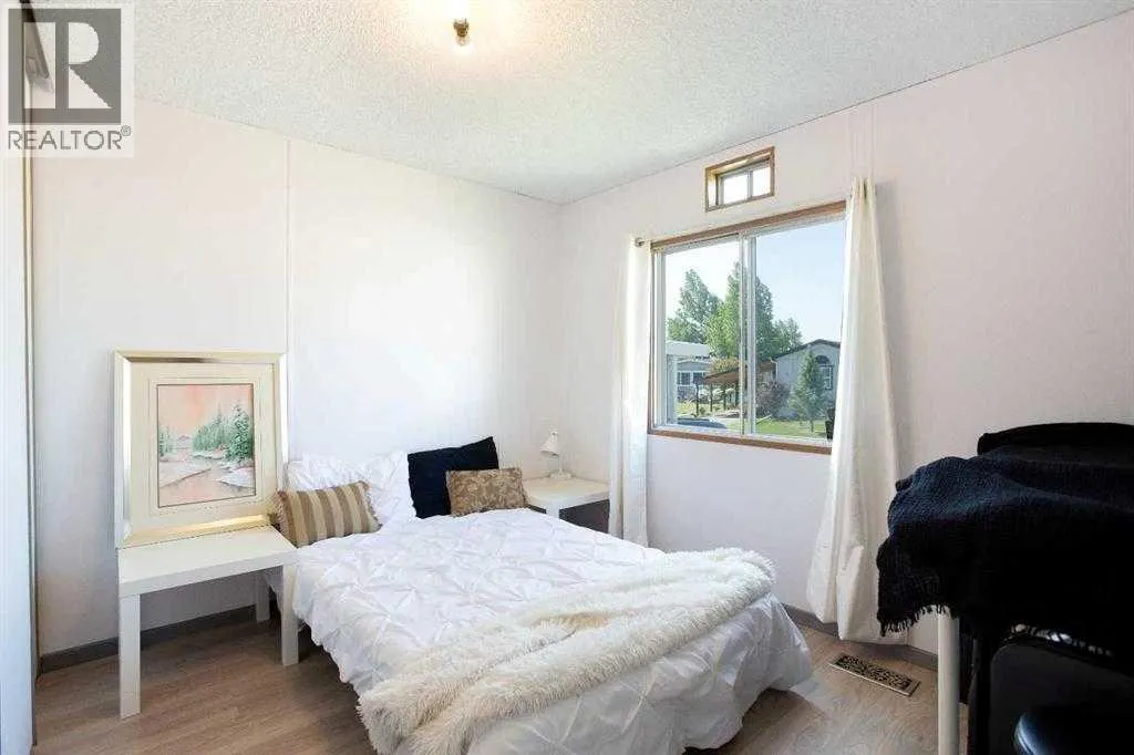 125, 99 Arbour Lake Road NW