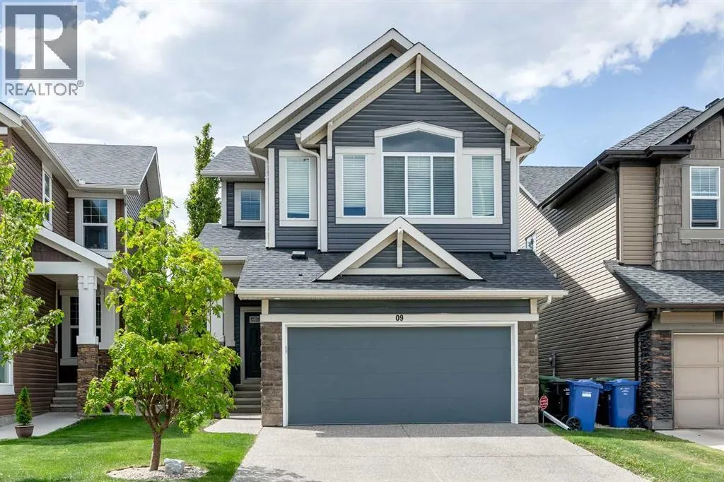 9 Cougar Ridge Rise SW
