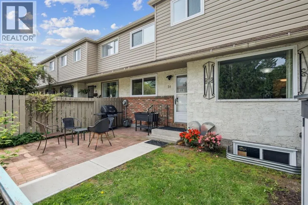 31N, 203 Lynnview Road SE