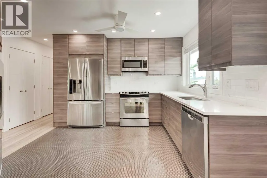 112 Selkirk Drive SW