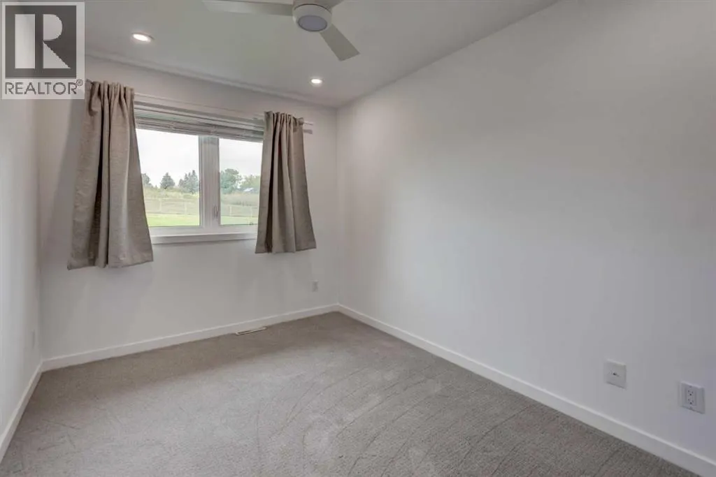 112 Selkirk Drive SW