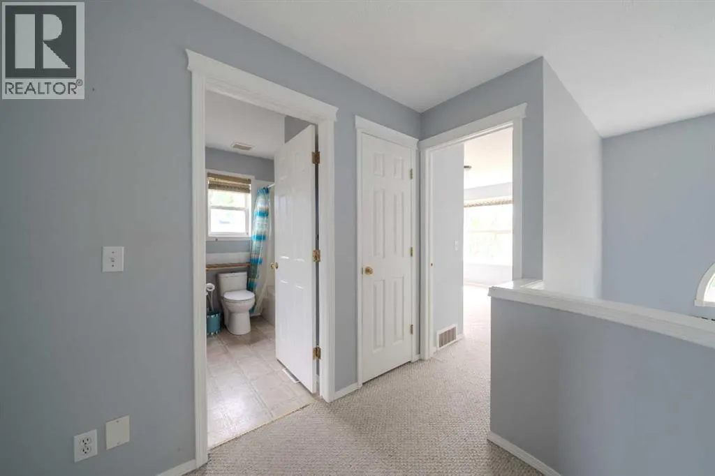 61 Everstone Avenue SW