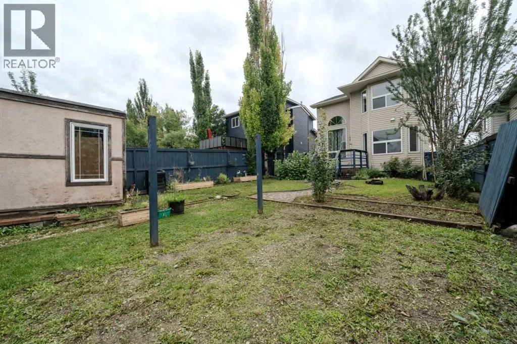 61 Everstone Avenue SW