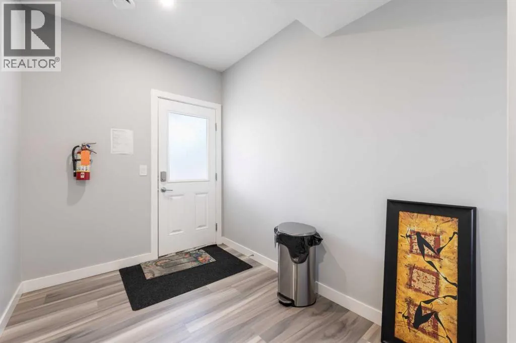 28 Sage Hill Crescent NW