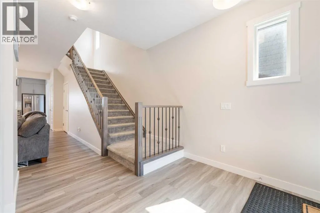 28 Sage Hill Crescent NW