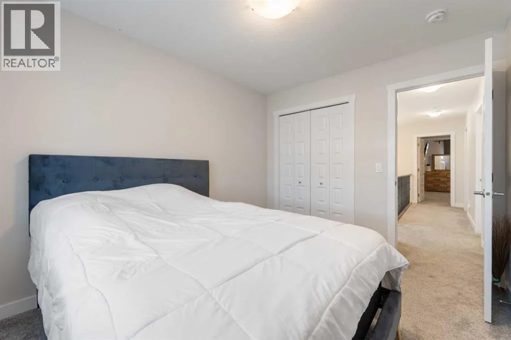 28 Sage Hill Crescent NW
