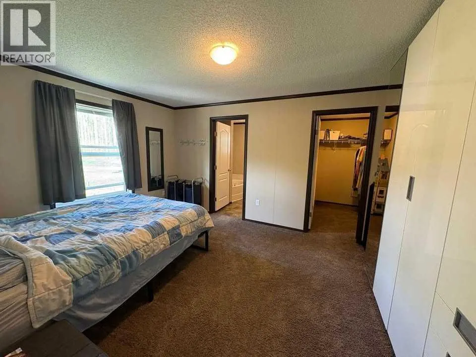21553 Township Road 703