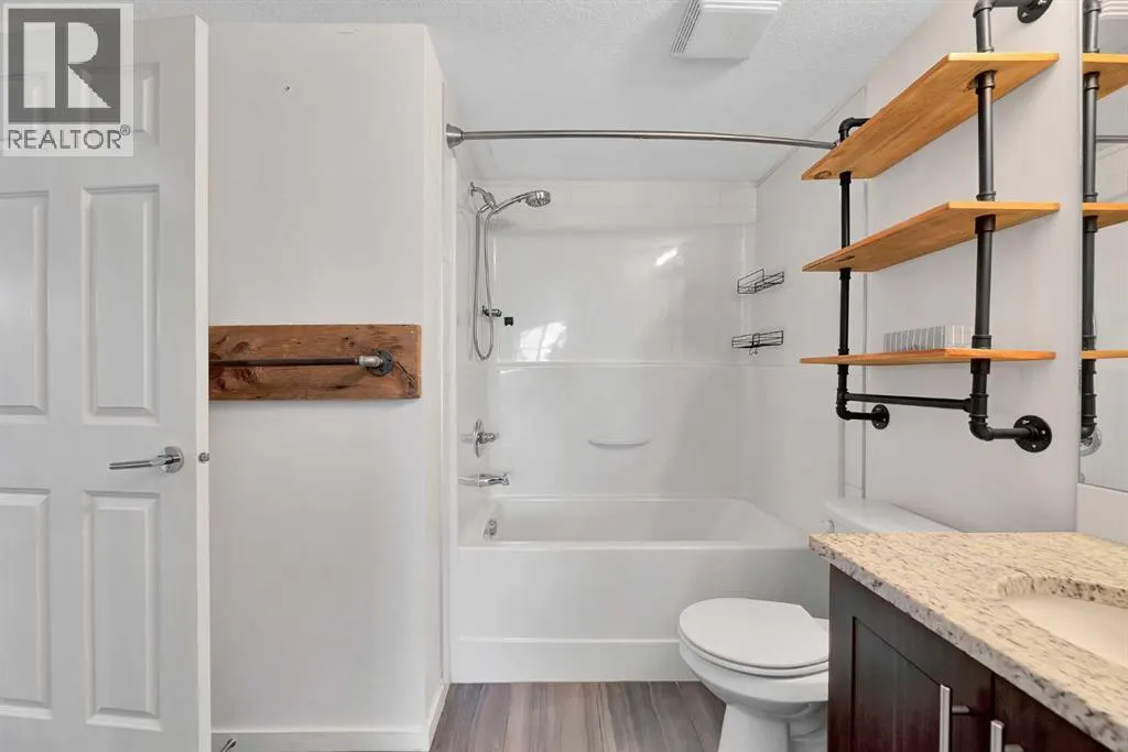 4106, 99 Copperstone Park SE