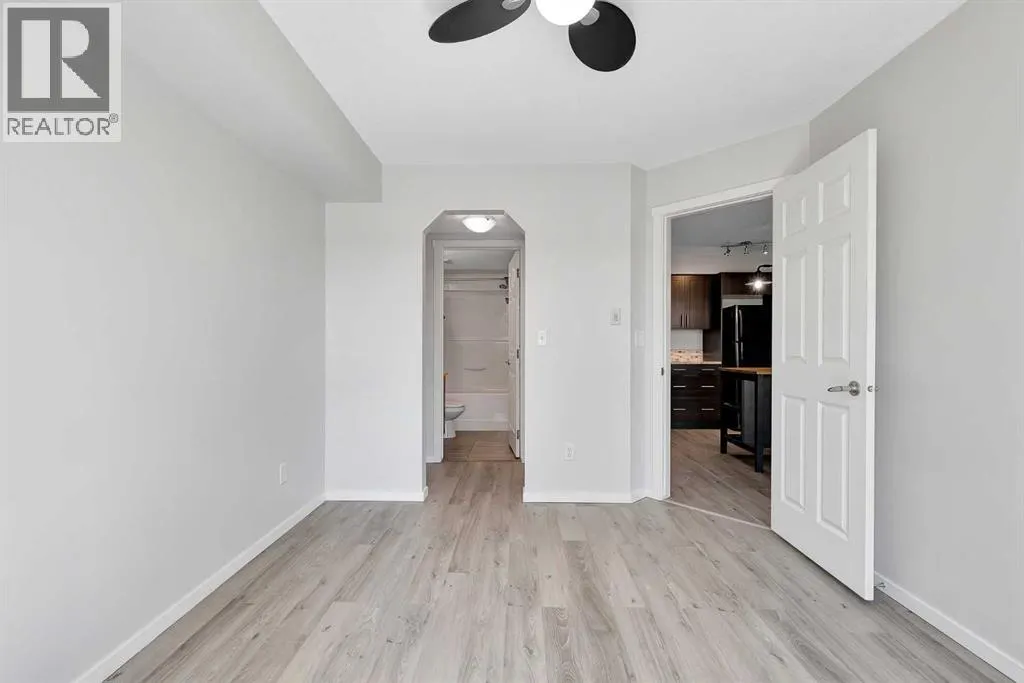 4106, 99 Copperstone Park SE