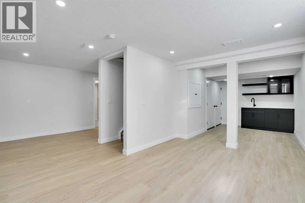 20 Chaparral Drive SE
