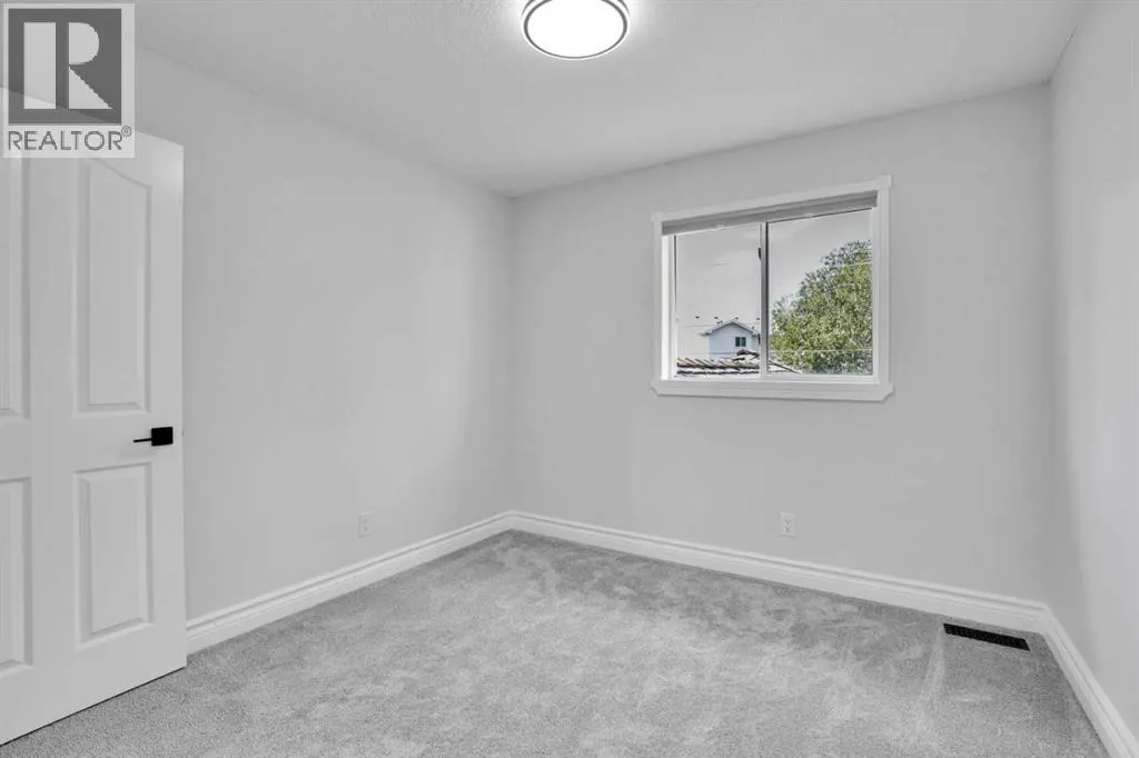 20 Chaparral Drive SE