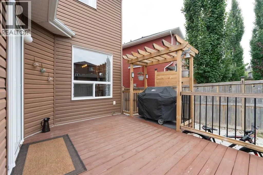 7 Westridge Green