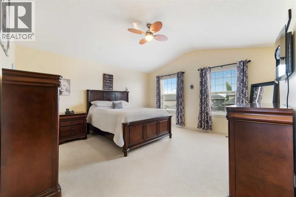 7 Westridge Green