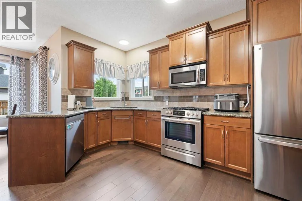 7 Westridge Green